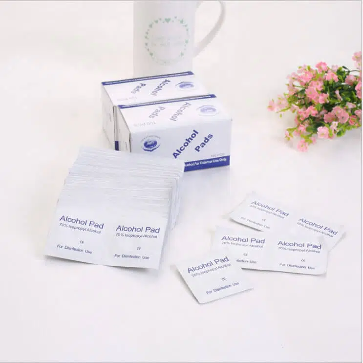 PINMED ALCOHOL PADS NONWOVEN 3 X 6.5 CM 200 PCS